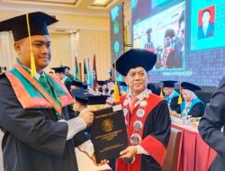 Peraih Gelar Wisudawan Terbaik Tingkat Doktoral, Habib Khaerussani di IAIN Syekh Nurjati Cirebon 18 Peraih Gelar Wisudawan Terbaik Tingkat Doktoral, Habib Khaerussani di IAIN Syekh Nurjati Cirebon