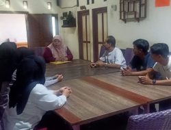 Pengabdian Masyarakat Dosen Keperawatan Jiwa Poltekkes Kemenkes Tasikmalaya bersama Panti Gramesia dengan Pemberian Terapi Psikoreligius untuk Mengontrol Halusinasi 13 Pengabdian Masyarakat Dosen Keperawatan Jiwa Poltekkes Kemenkes Tasikmalaya bersama Panti Gramesia dengan Pemberian Terapi Psikoreligius untuk Mengontrol Halusinasi