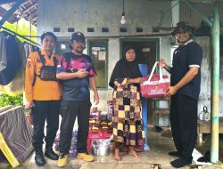 Rumah Maesaroh Tertimpa Pohon, Pemdes Tuk Karangsuwung Kawal Bantuan hingga Pengajuan Renovasi ke Baznas