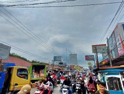 Dugaan Keterlibatan Oknum Anggota Dewan dalam Parkir Liar di Ciledug Jadi Sorotan Publik