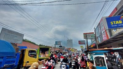 Dugaan Keterlibatan Oknum Anggota Dewan dalam Parkir Liar di Ciledug Jadi Sorotan Publik