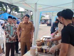 SMK Muhammadiyah Lemahabang Lepas 565 Lulusan, Tekankan Kesiapan Kerja dan Karakter