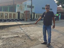 Jalan Raya Karangwareng Rusak Parah, Warga dan Aktivis Desak Pemda Segera Bertindak