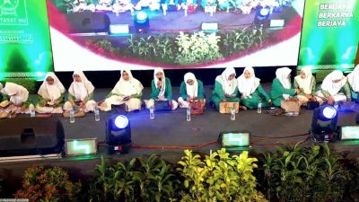 Pelantikan PC Fatayat NU Kabupaten Cirebon 2025–2030, Teguhkan Kepemimpinan Perempuan Berbasis Nilai dan Siap Hadapi Tantangan Digital 10 Screenshot 20260718 144805 YouTube