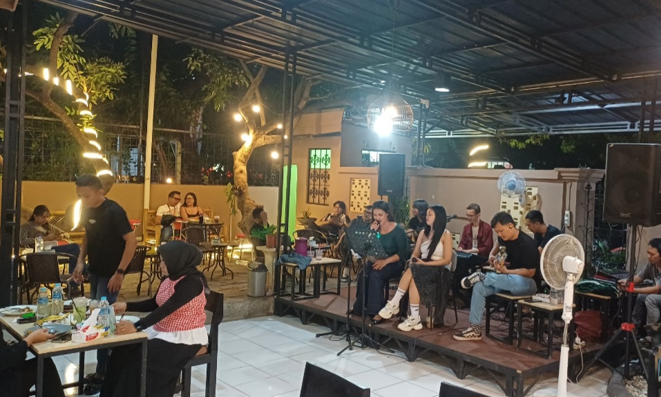 Plat E Caffe dan Resto Hadirkan Sensasi Kuliner dan Live Music di Jantung Kota Cirebon 1 Screenshot 20260801 223235 Gallery