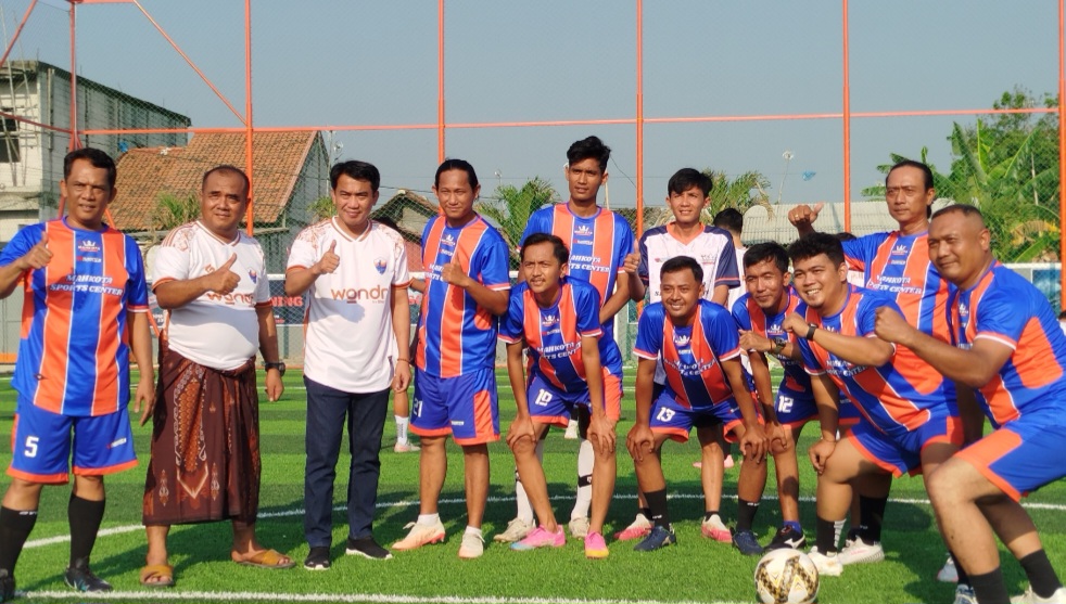 Mahkota Sport Center Resmi Dibuka, Jadi Pusat Pembinaan Talenta Sepak Bola Cirebon Timur 1 Screenshot 20260823 235156 Gallery